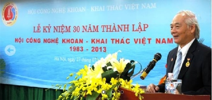 nha giao nhan dan truong bien nguoi thay cua nhieu can bo ky thuat nganh dau khi