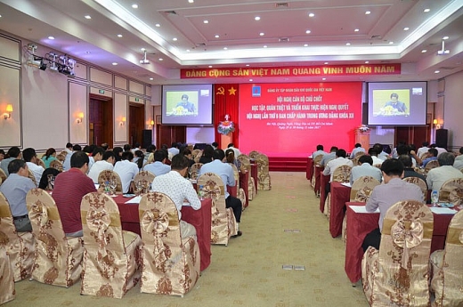 thuc hien nghi quyet trung uong 6 khoa xii bang chuong trinh hanh dong cu the