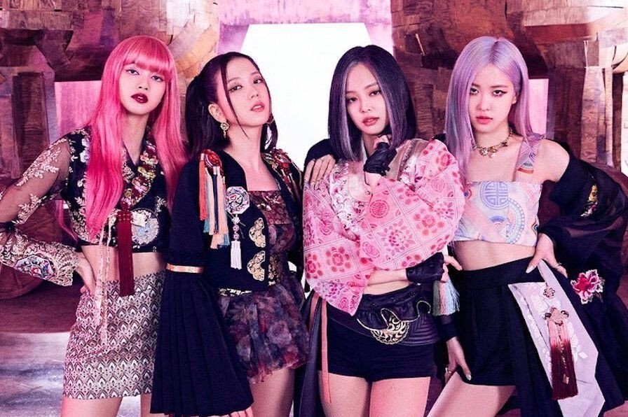 Sao Hàn ngày 18/1/2022: Song Ji A (FreeZia) viết tâm thư xin lỗi và thừa nhận sử dụng hàng fake