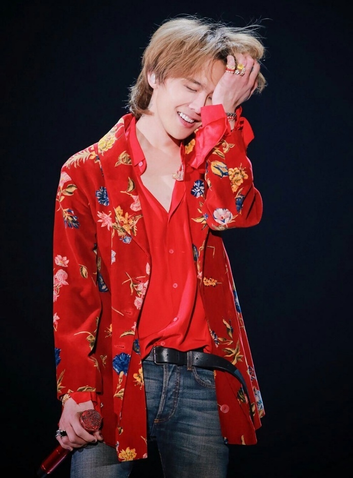 Top 10 nghệ sĩ solo sở hữu nhiều giải thưởng show âm nhạc nhất lịch sử K-pop