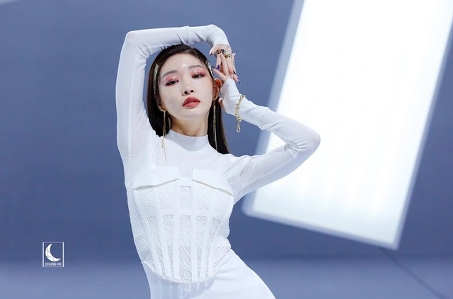 Top 10 nghệ sĩ solo sở hữu nhiều giải thưởng show âm nhạc nhất lịch sử K-pop
