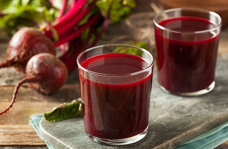 Chăm sóc da mùa hè: 4 loại nước ép rau củ giúp làn da khỏe mạnh và tươi sáng