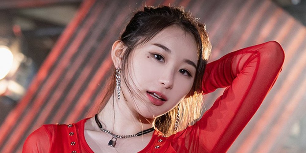 Sao Hàn ngày 24/10: Rộ tin Kim Seon Ho nhập viện sau loạt scandal tình ái