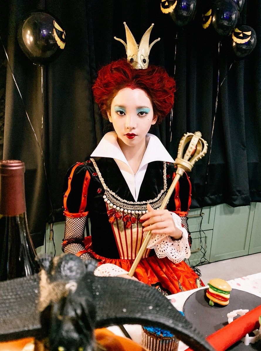 Các nghệ sĩ hàng đầu SM Entertainment tưng bừng dự tiệc Halloween 2021