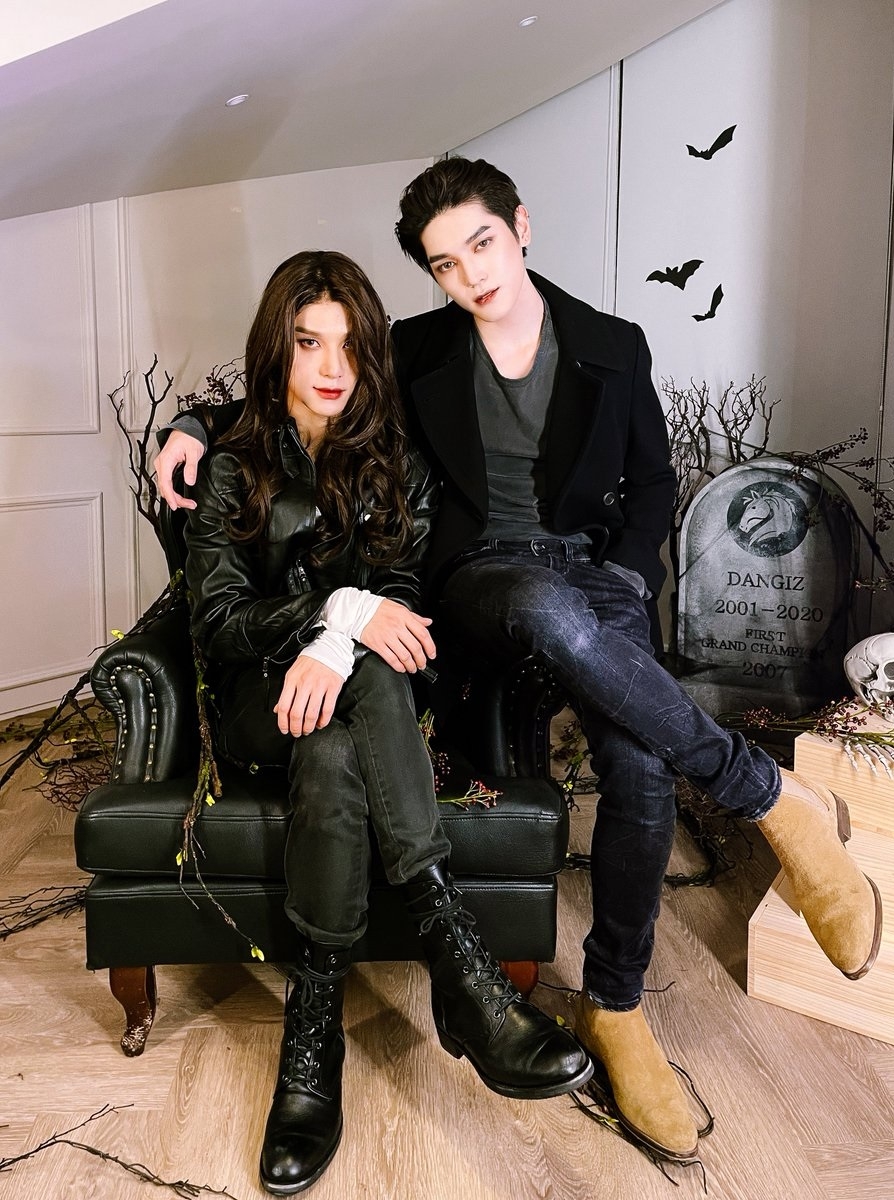 Các nghệ sĩ hàng đầu SM Entertainment tưng bừng dự tiệc Halloween 2021