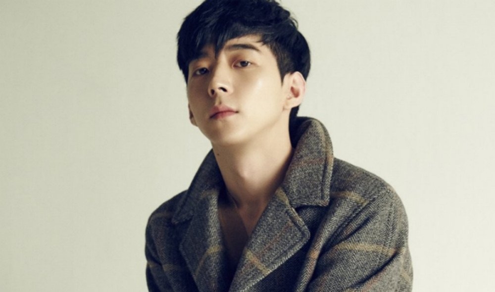 Sao Hàn ngày 4/11: Diễn viên Park Yoo Hwan bị bắt vì hút cần sa trái phép Sao Hàn ngày 4/11: Diễn viên Park Yoo Hwan bị bắt vì hút cần sa trái phép