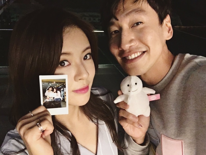 Sao Hàn ngày 3/12: Lee Sun Bin làm rõ tin đồn sao chép “điệu nhảy muỗi” của bạn trai Lee Kwang Soo