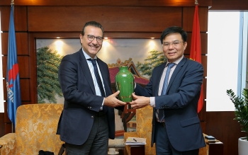 Phó Tổng giám đốc Petrovietnam Lê Mạnh Hùng tiếp lãnh đạo KPI
