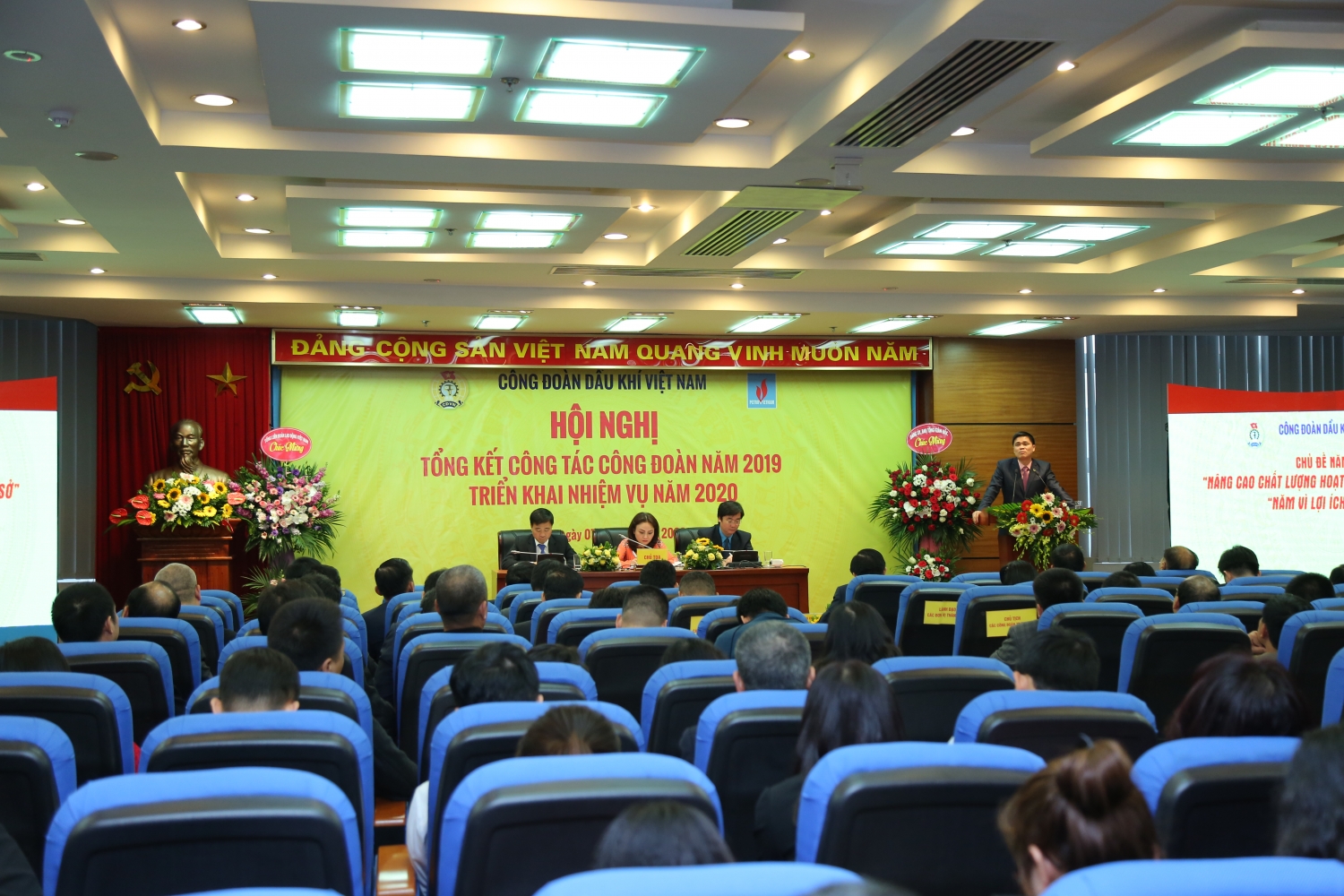 cd dkvn diem tua vung chac cho doi ngu can bo nguoi lao dong dau khi