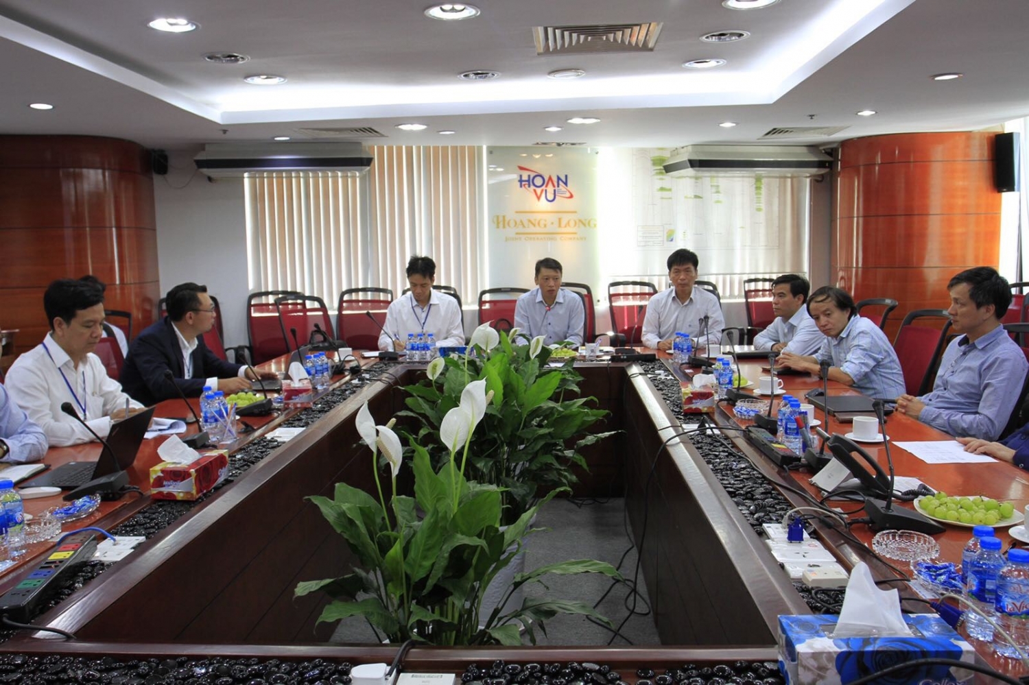 chu tich hdtv pvep tran hong nam lam viec voi cac du an