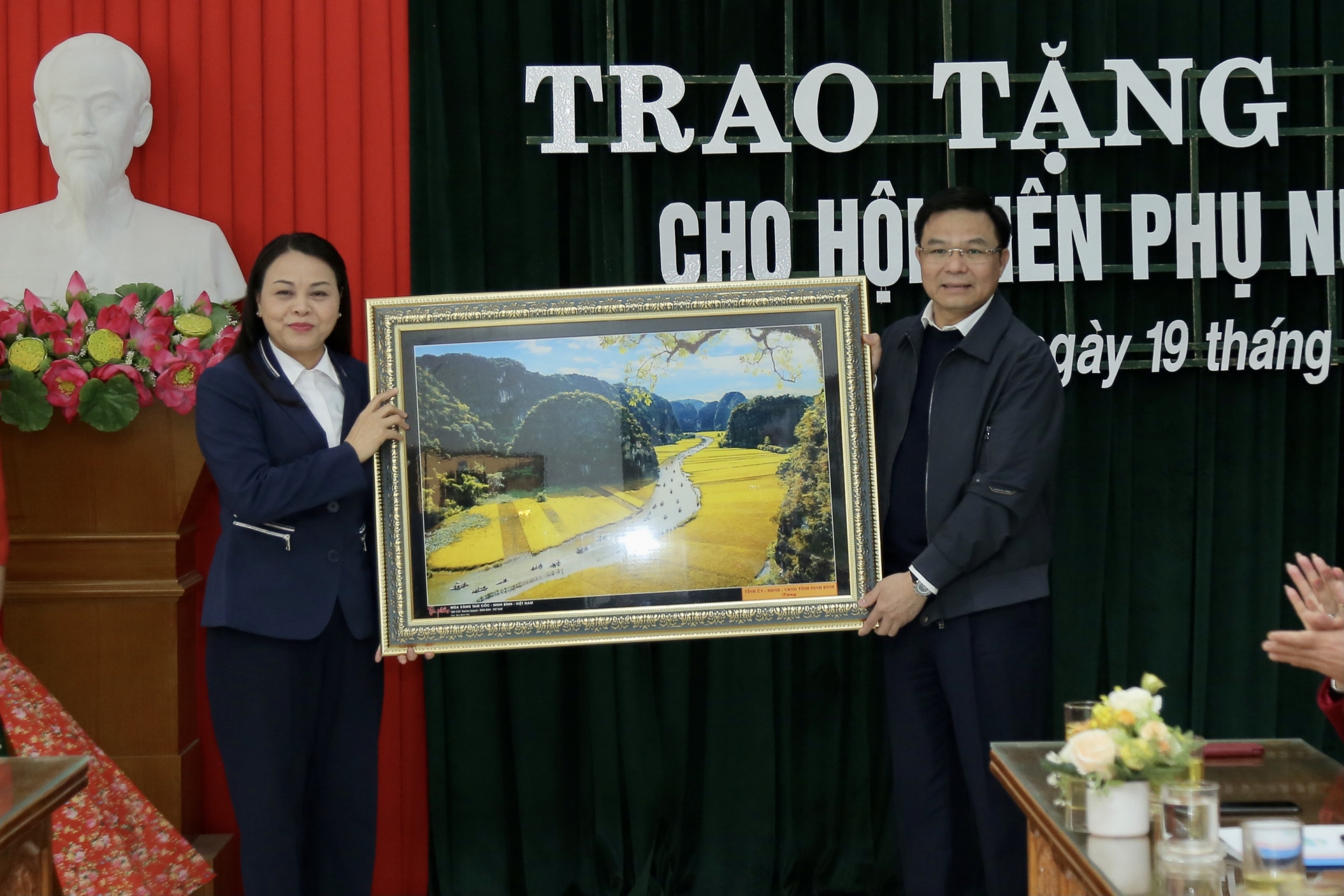 Tấm lòng người dầu khí chia sẻ với người nghèo tỉnh Ninh Bình