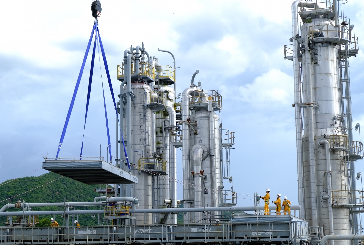 Quản trị biến động, nỗ lực vượt khó, Petrovietnam hoàn thành vượt mức nhiều chỉ tiêu nhiệm vụ năm 2021