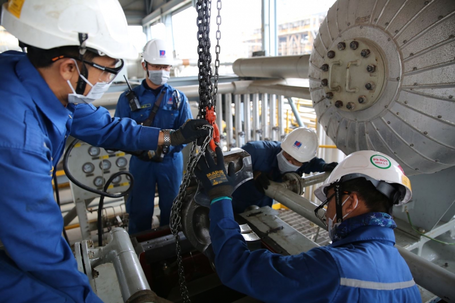 Quản trị biến động, nỗ lực vượt khó, Petrovietnam hoàn thành vượt mức nhiều chỉ tiêu nhiệm vụ năm 2021