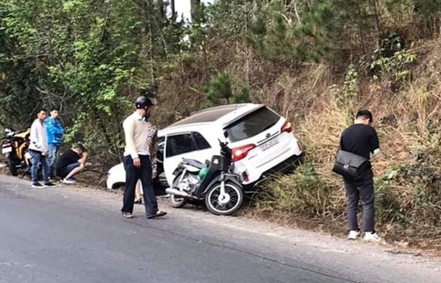 Bắt tạm giam tài xế đổ đèo đâm thai phụ tử vong