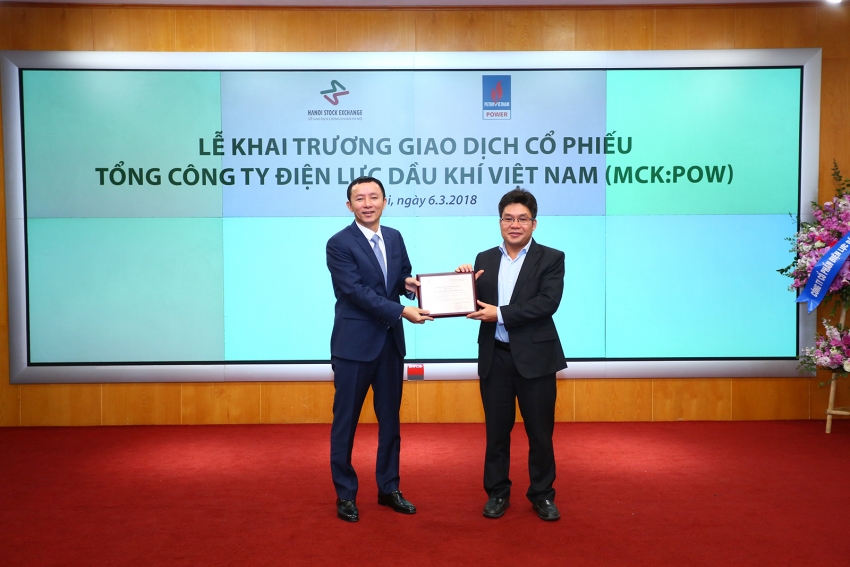 pow chinh thuc giao dich tren san upcom