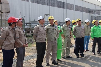 Phó Tổng giám đốc PVN Lê Mạnh Hùng làm việc với PVFCCo