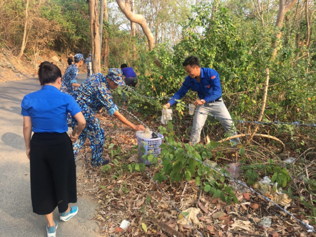 doan co so xn xay lap va chi doan khu nghi duong hong phuc ra quan chao mung 88 nam ky niem ngay thanh lap doan