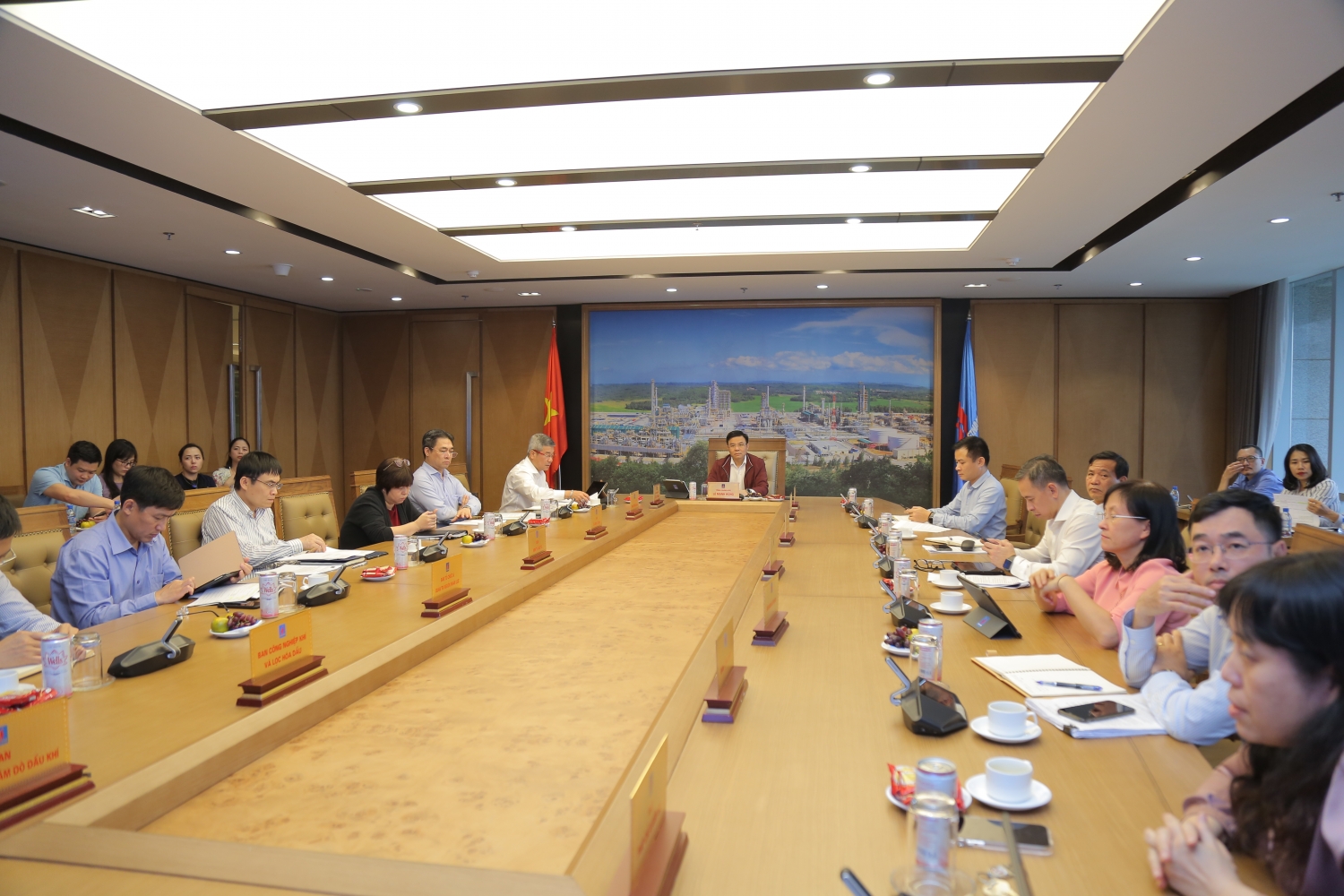 Triển khai cập nhật hệ thống văn bản quy phạm nội bộ đồng thời với công tác chuyển đổi số