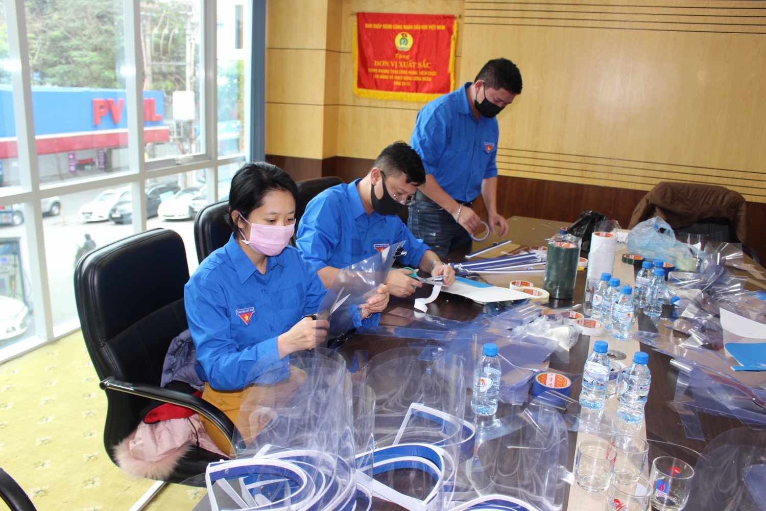 pvoil chung suc dong long chien thang dai dich covid 19