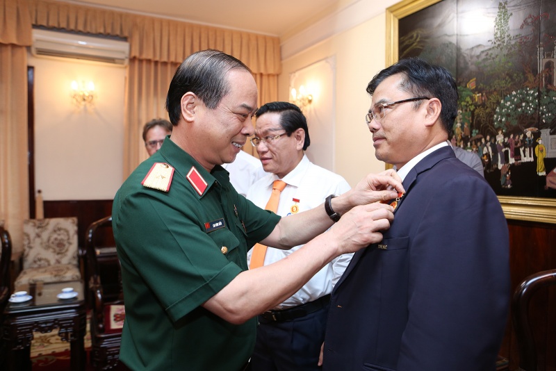 pvep ket nap dang vien moi tai lang chu tich ho chi minh