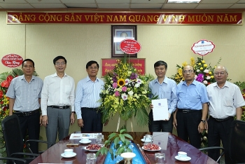 Lãnh đạo PVN và các đơn vị chúc mừng báo Năng lượng Mới - PetroTimes