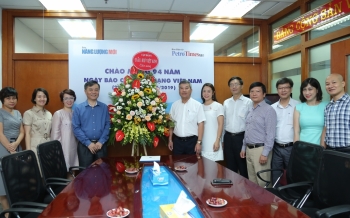 Lãnh đạo PVN và Hội Dầu khí chúc mừng Báo Năng lượng Mới – PetroTimes