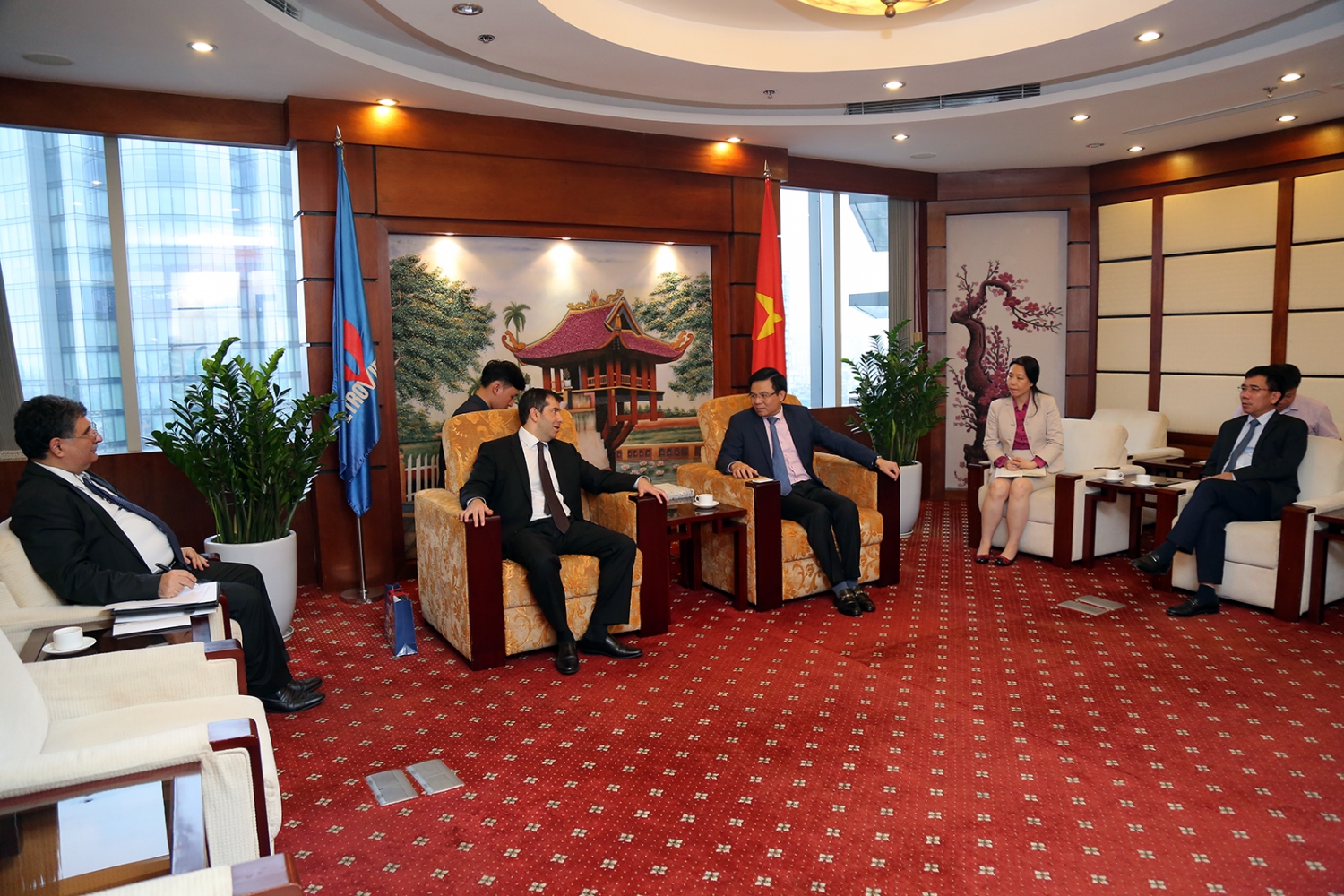 pho tong giam doc petrovietnam le manh hung tiep dai su azerbaijan tai viet nam