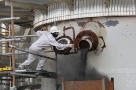 Phóng sự ảnh: Bảo dưỡng định kỳ nhà máy Đạm Cà Mau