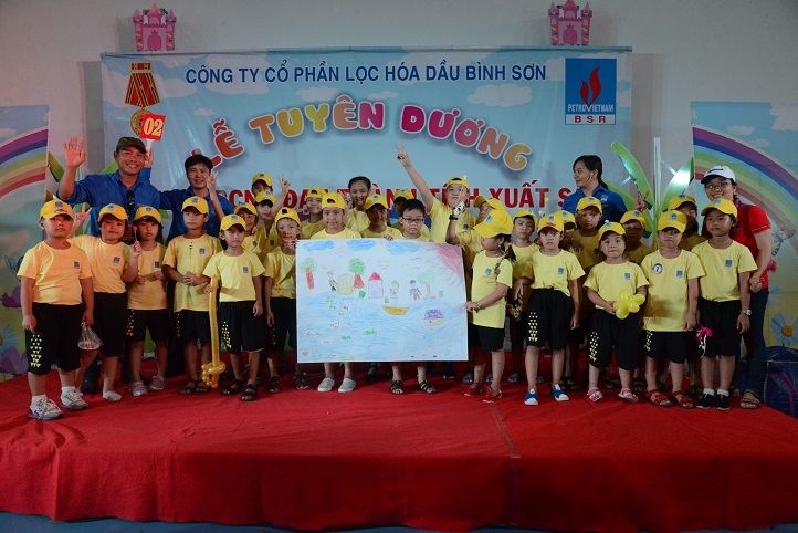 Tuyên dương 700 học sinh giỏi là con của CBCNV BSR tuyen duong 700 hoc sinh gioi la con cua cbcnv bsr 508365