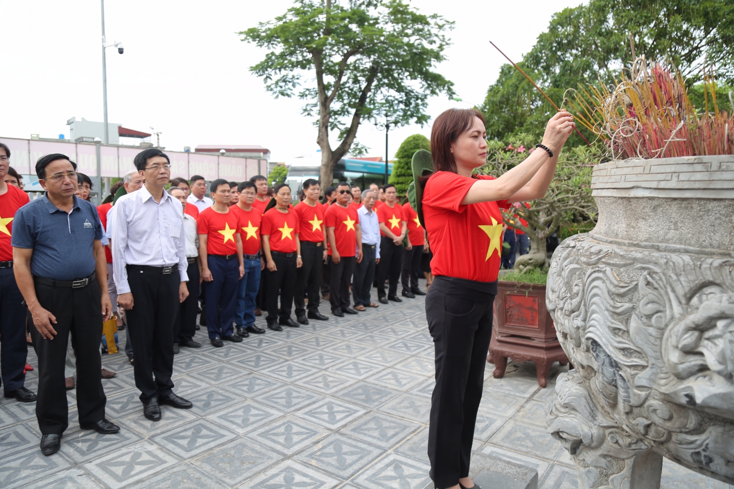 cong doan dau khi viet nam dang huong tai khu luu niem lanh tu nguyen duc canh