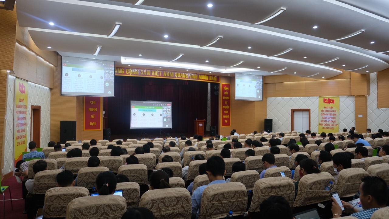 Đảng ủy Tập đoàn Dầu khí Quốc gia Việt Nam tổ chức học tập quán triệt Đảng ủy Tập đoàn Dầu khí Quốc gia Việt Nam tổ chức học tập quán triệt