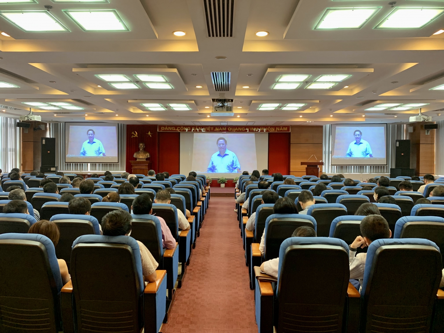 Đảng ủy Tập đoàn Dầu khí Quốc gia Việt Nam tổ chức học tập quán triệt Đảng ủy Tập đoàn Dầu khí Quốc gia Việt Nam tổ chức học tập quán triệt