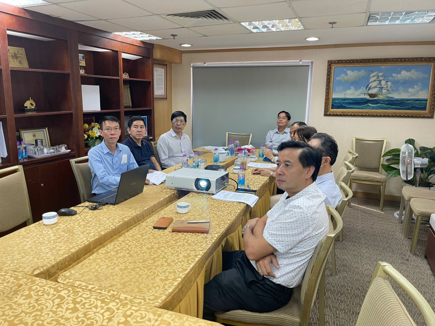Đảng ủy Tập đoàn Dầu khí Quốc gia Việt Nam tổ chức học tập quán triệt Đảng ủy Tập đoàn Dầu khí Quốc gia Việt Nam tổ chức học tập quán triệt