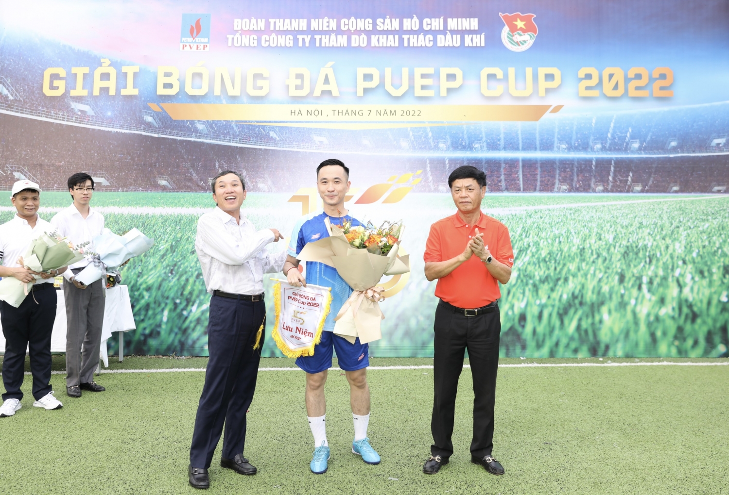 Khai mạc Giải bóng đá PVEP Cup 2022
