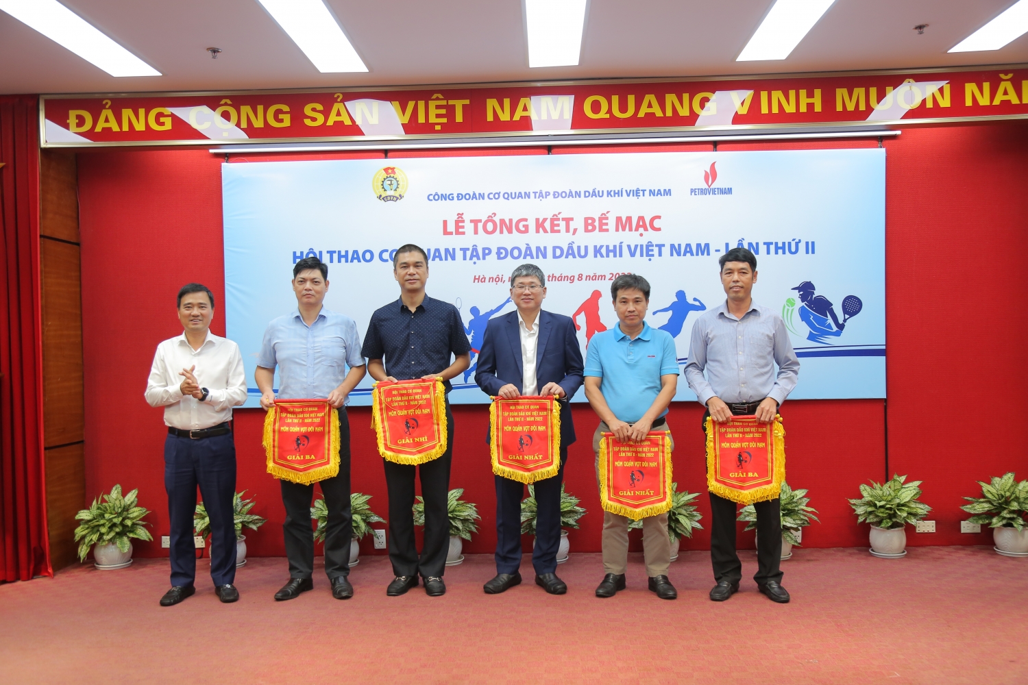 Hội thao Cơ quan Tập đoàn lần thứ II thành công tốt đẹp Hội thao Cơ quan Tập đoàn lần thứ II thành công tốt đẹp