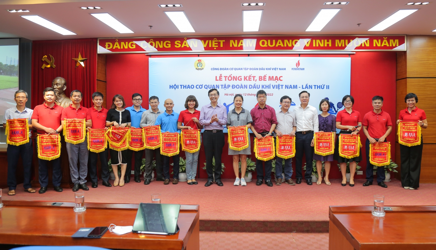 Hội thao Cơ quan Tập đoàn lần thứ II thành công tốt đẹp Hội thao Cơ quan Tập đoàn lần thứ II thành công tốt đẹp