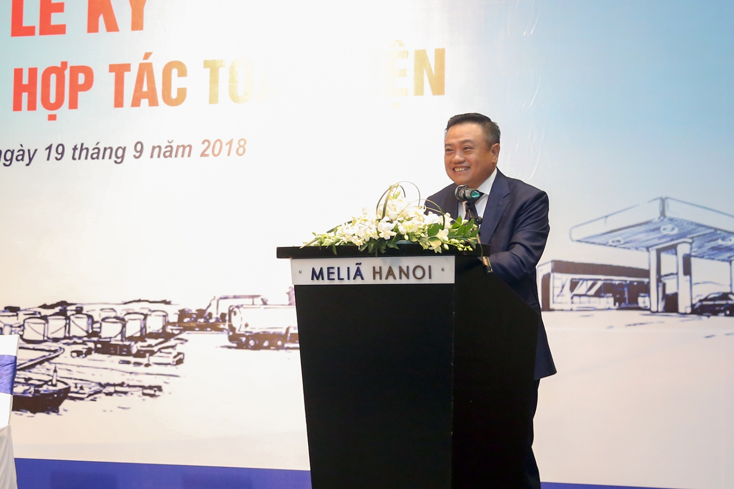 pvn va petrolimex ky thoa thuan hop tac toan dien huong toi su on dinh cua thi truong xang dau trong nuoc