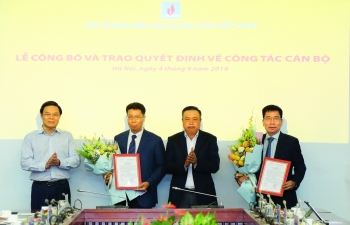 PVN công bố và trao quyết định Phó Tổng giám đốc và Kế toán trưởng Tập đoàn