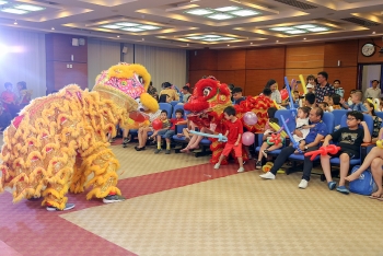 Cơ quan Tập đoàn tổ chức chương trình "Vui hội Trăng rằm" cho các em thiếu nhi