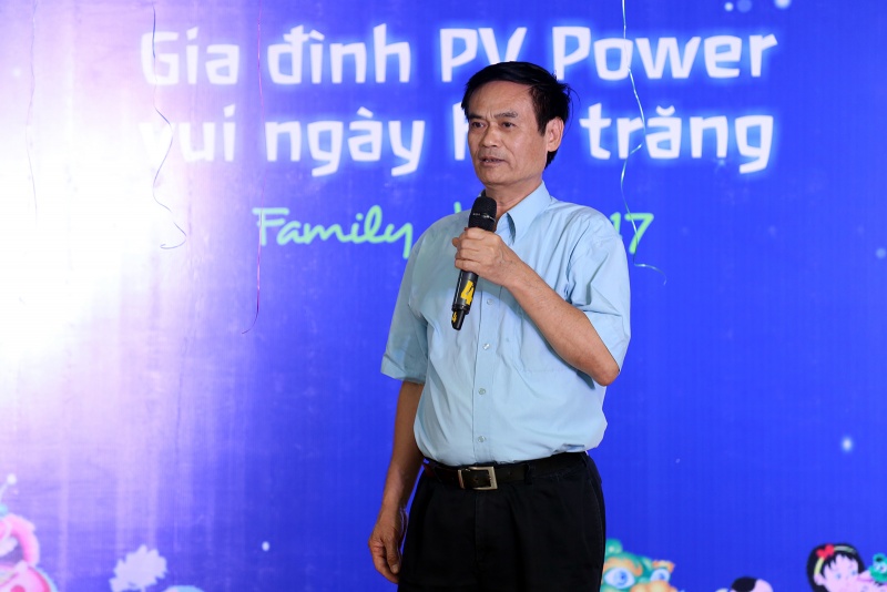 gia dinh pv power vui ngay hoi trang