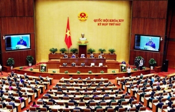 Tuần sau, Quốc hội bắt đầu chất vấn các thành viên Chính phủ