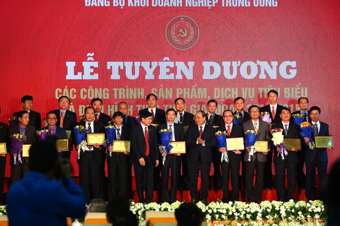 dang uy khoi dntu tuyen duong tap the ca nhan tieu bieu