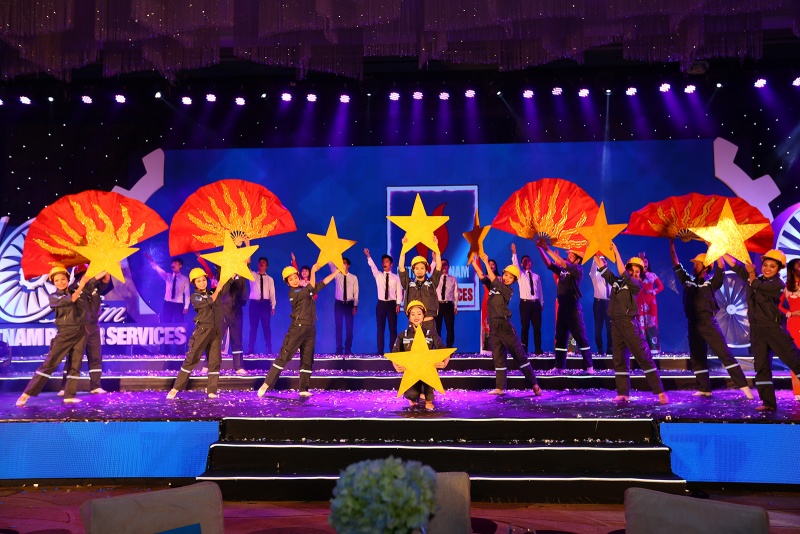 vung vang noi luc huong toi tuong lai
