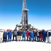 Tuổi trẻ PVEP Algeria: Vững tâm, bền chí giữ ngọn lửa Dầu khí luôn rực cháy trên sa mạc Sahara Tuổi trẻ PVEP Algeria: Vững tâm, bền chí giữ ngọn lửa Dầu khí luôn rực cháy trên sa mạc Sahara