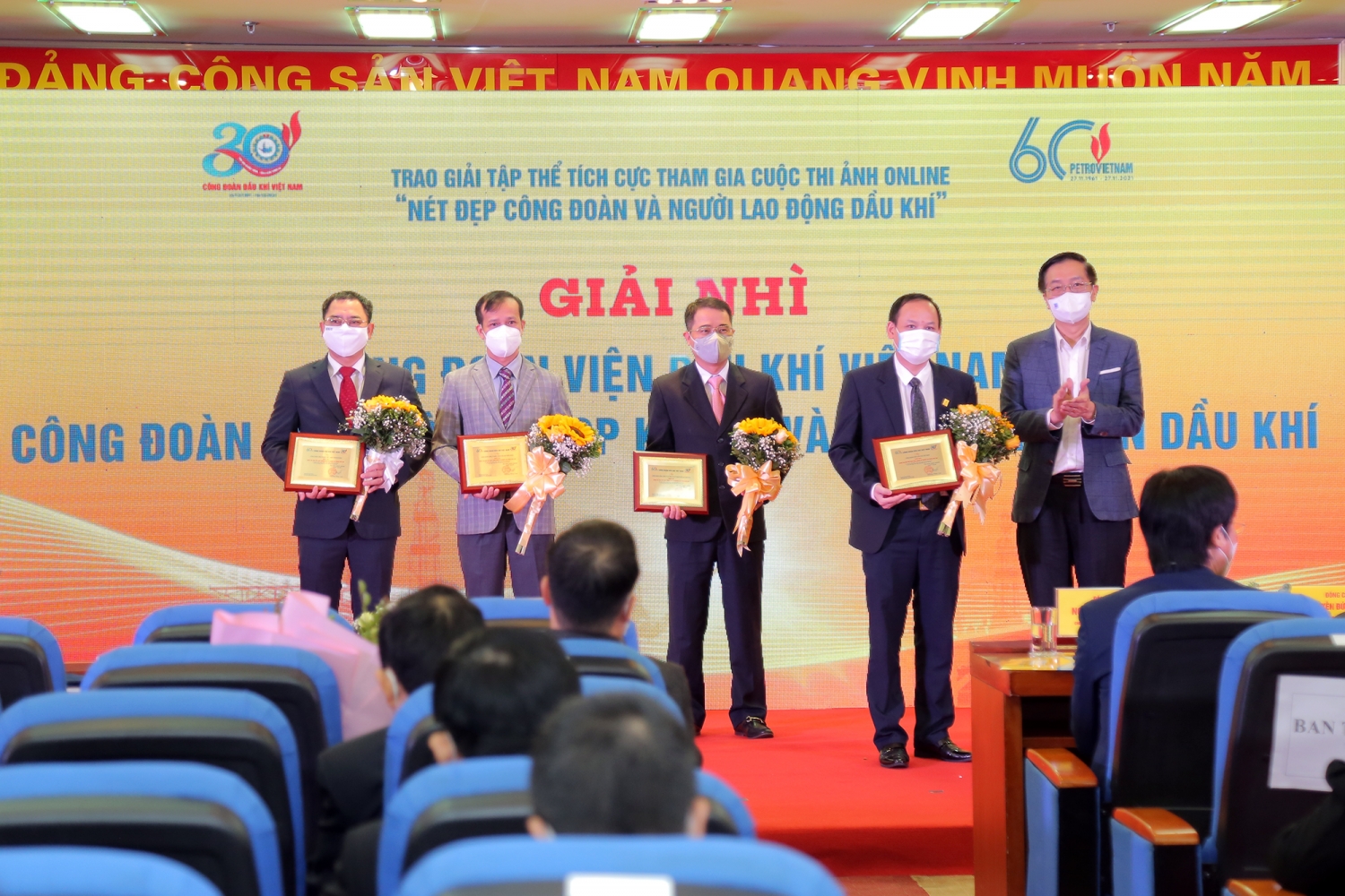 Trao giải Cuộc thi ảnh "Nét đẹp Công đoàn và Người lao động Dầu khí"