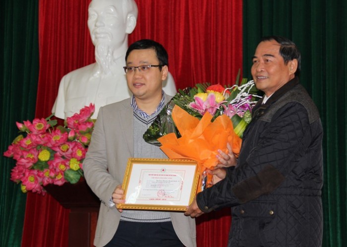 pvfcco dem tet am den nhung gia dinh kho khan hai phong
