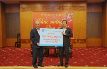 Petrovietnam ủng hộ Tết vì người nghèo tỉnh Thái Bình 500 triệu đồng