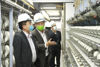 Lãnh đạo Petrovietnam kiểm tra tình hình SXKD tại Nhà máy Xơ sợi Đình Vũ