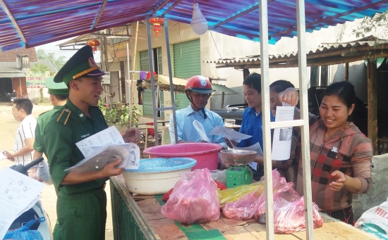 tuyen truyen phong chong dich ta lon chau phi cho dong bao dan toc thieu so