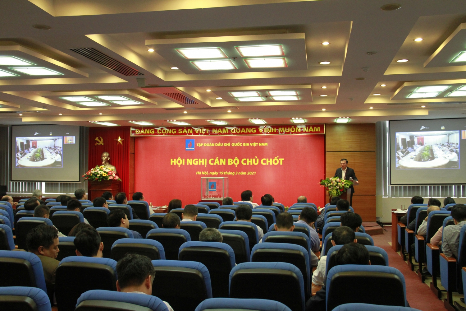 Petrovietnam tổ chức Hội nghị cán bộ chủ chốt